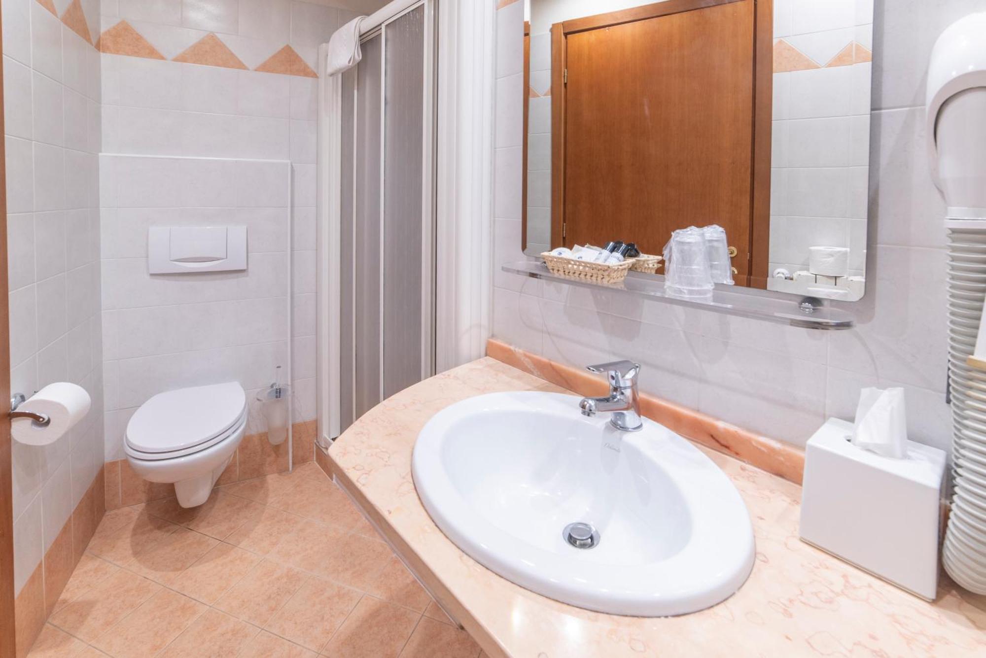 Hotel Bettina Mergozzo Dış mekan fotoğraf